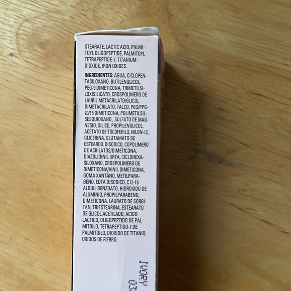 Mary Kay TimeWise Luminous-Wear Liquid Foundation for Normal/Dry Skin Ivory 6 - Picture 4 of 8